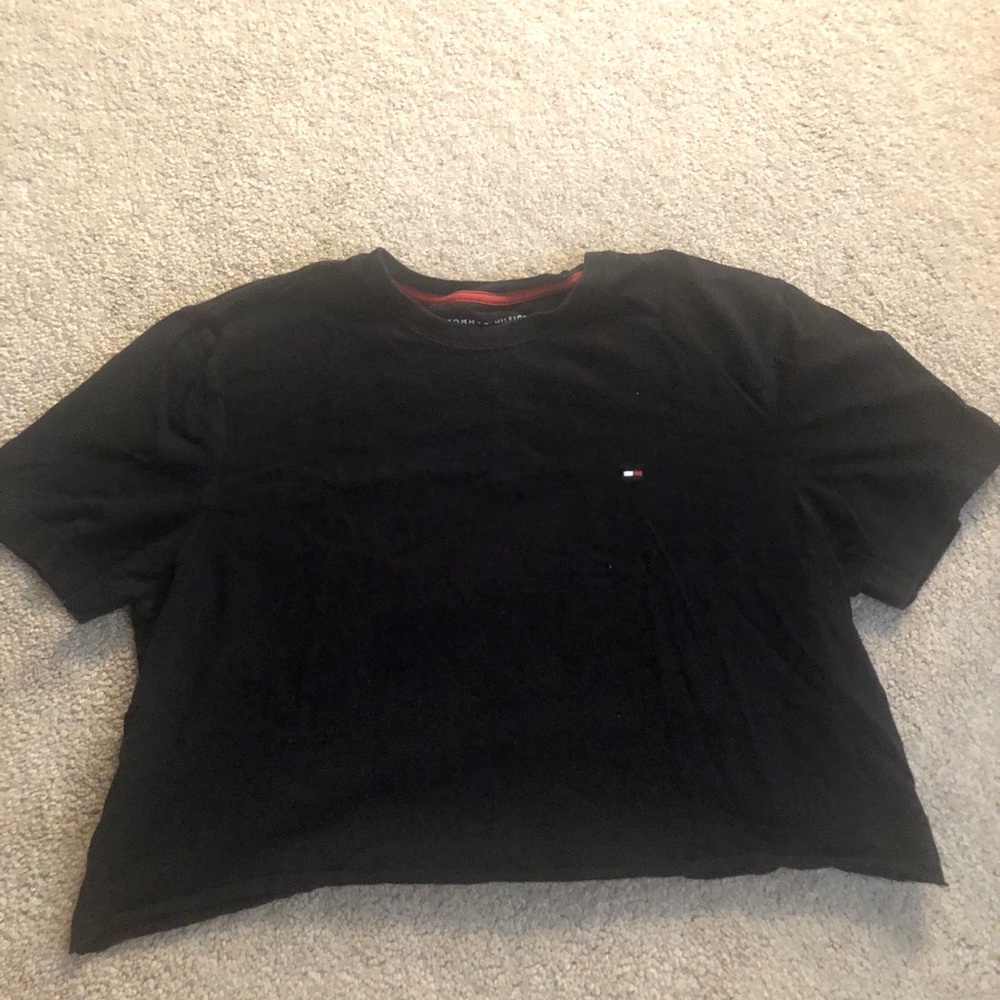 3/$20 • CROPPED TOMMY HILFIGER TEE